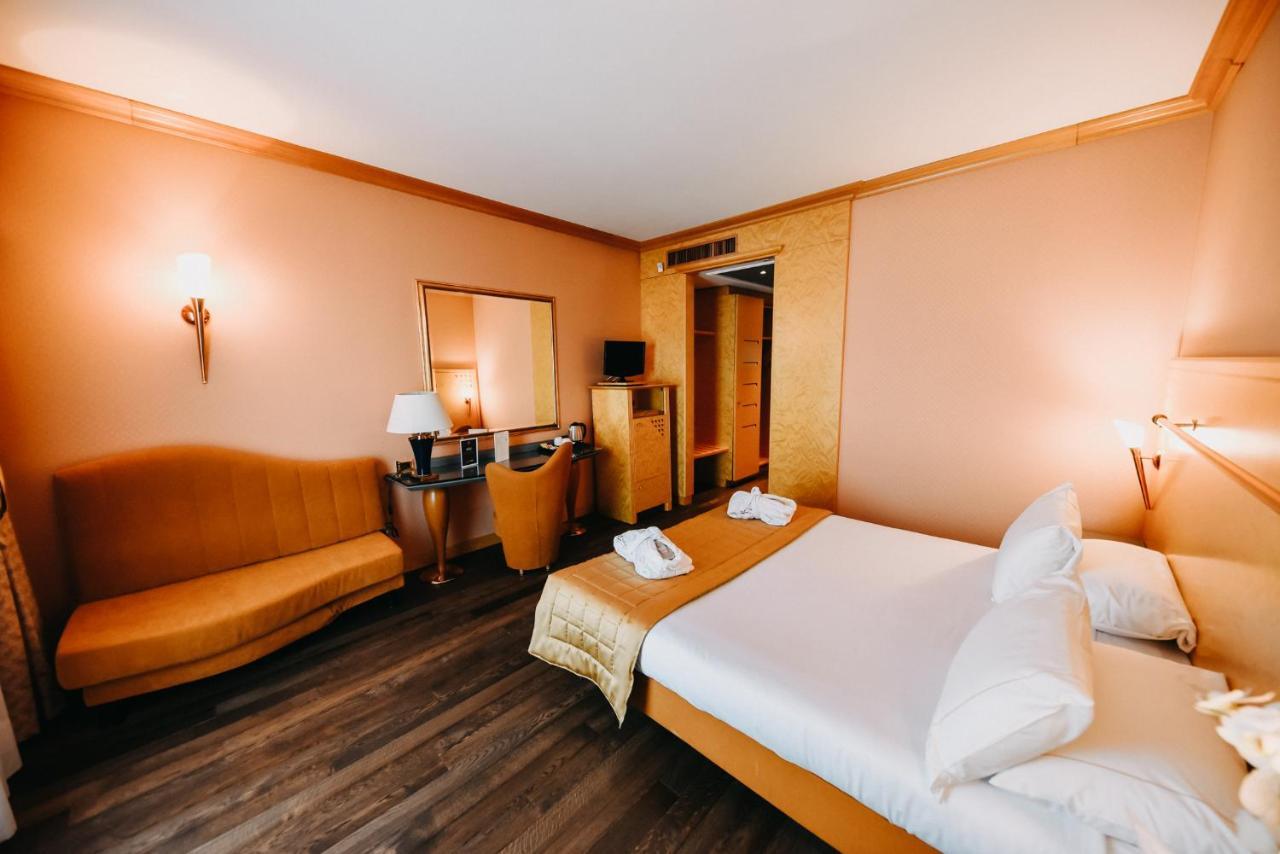 פומזיה Shg Hotel Antonella מראה חיצוני תמונה