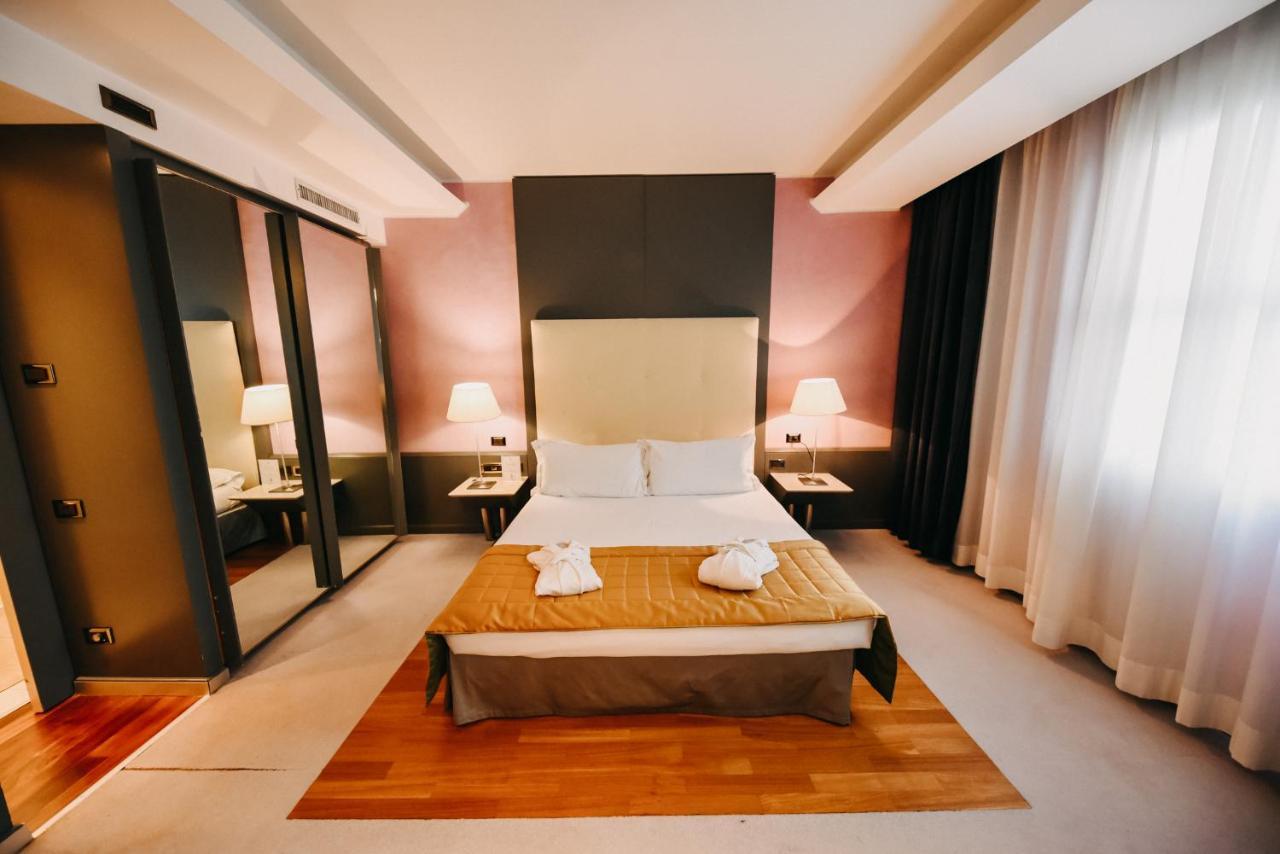 פומזיה Shg Hotel Antonella מראה חיצוני תמונה