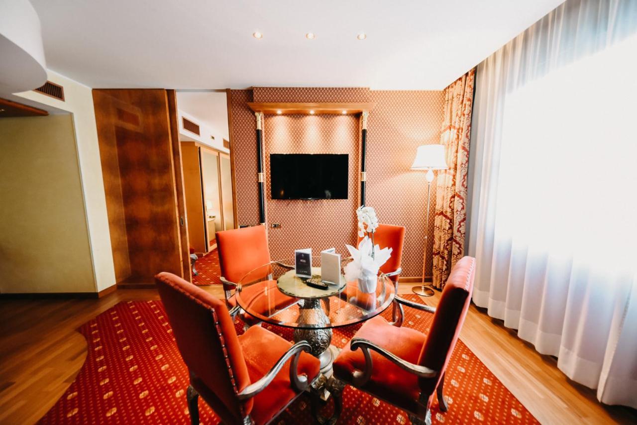 פומזיה Shg Hotel Antonella מראה חיצוני תמונה