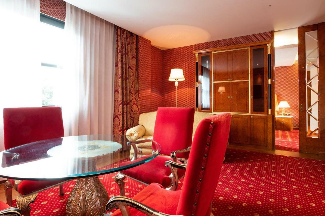 פומזיה Shg Hotel Antonella מראה חיצוני תמונה